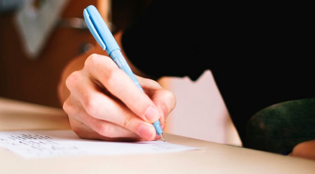 Sınav Kaygısıyla Başa Çıkma konusunda uzman desteği alabilirsiniz.