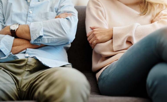 çift ilişkilerinde ayrılma ve boşanma habercisi