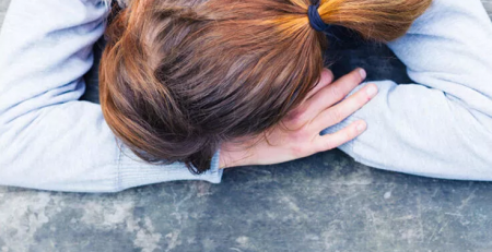 boyun eğiyorum öyleyse varım