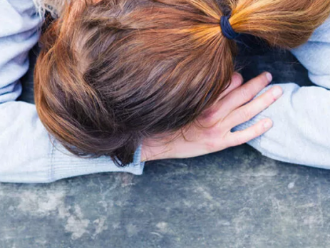 boyun eğiyorum öyleyse varım