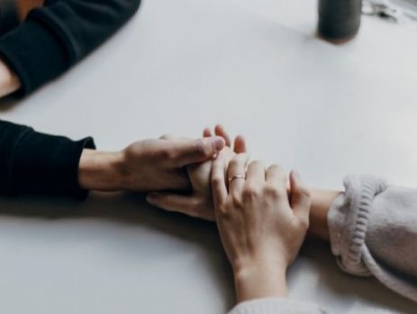 kaçıngan bağlanma nedir çözümleri